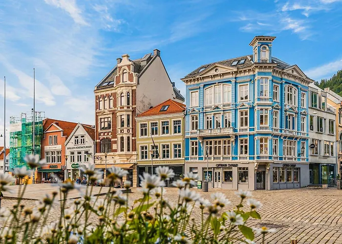 Dinbnb - History Meets Modern I 3-story House * Bergen